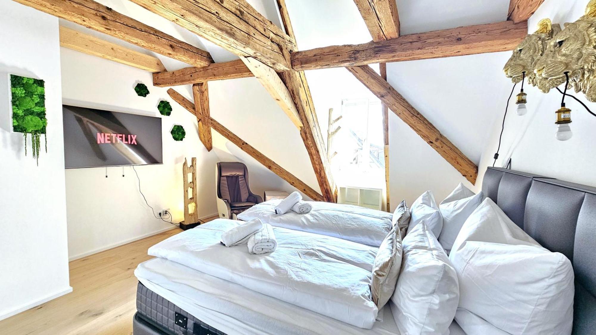 Wood World Luxury - Massage - Bergblick - Tranpolin- Parken Apartment Markdorf Bagian luar foto