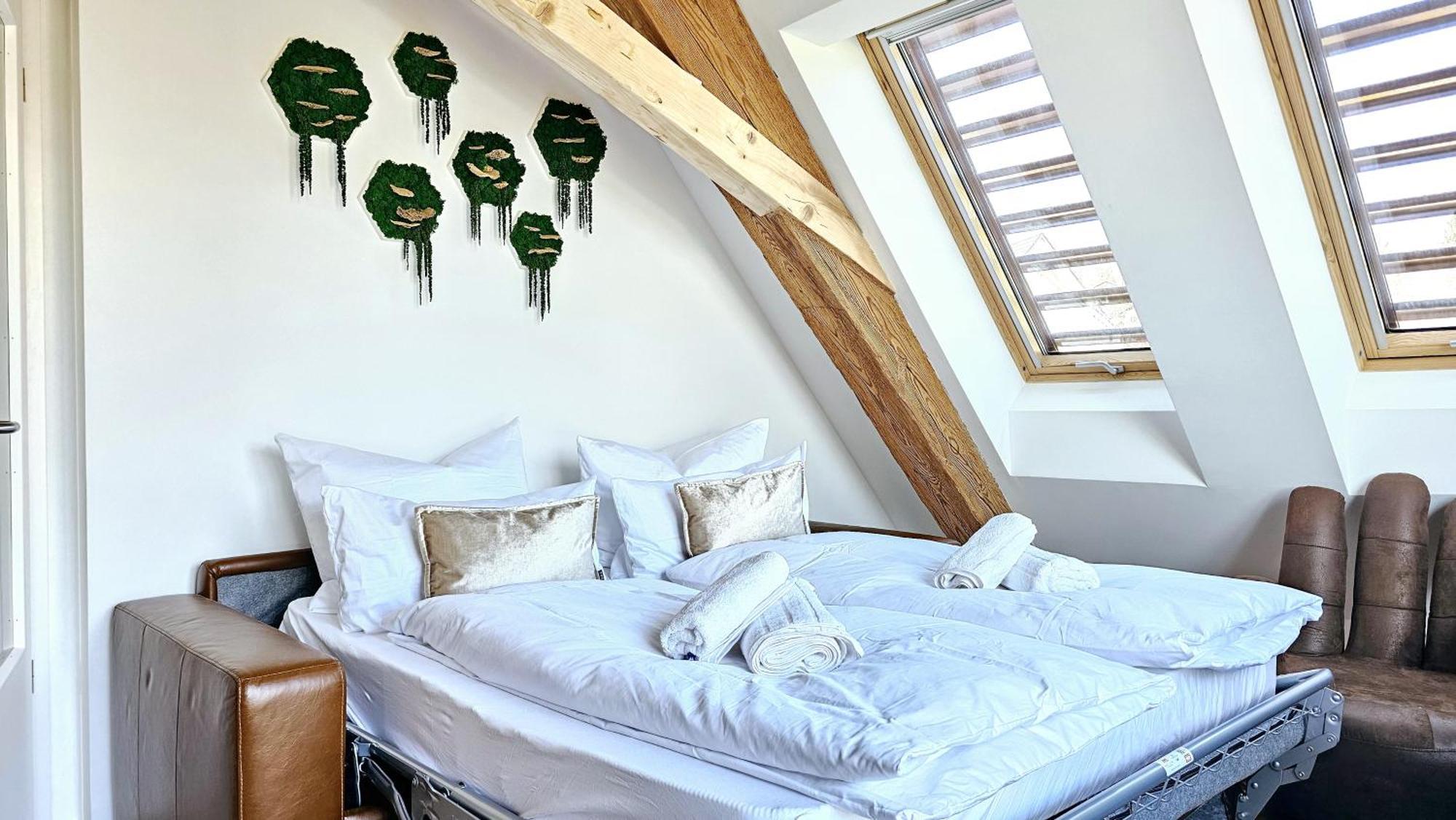 Wood World Luxury - Massage - Bergblick - Tranpolin- Parken Apartment Markdorf Bagian luar foto