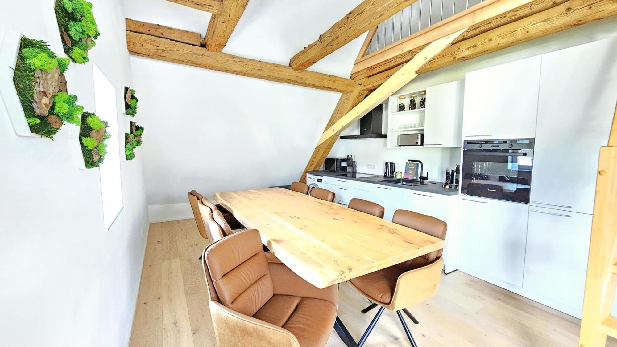 Wood World Luxury - Massage - Bergblick - Tranpolin- Parken Apartment Markdorf Bagian luar foto