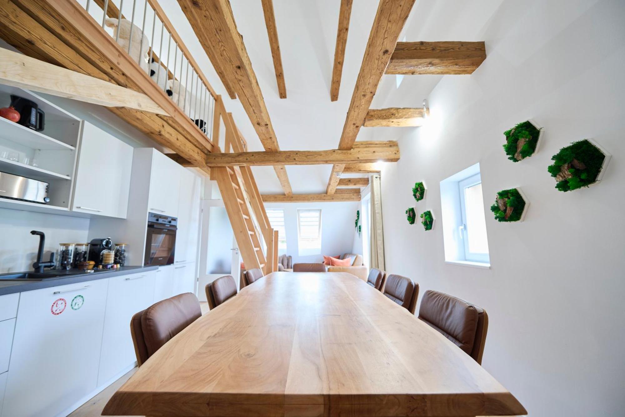 Wood World Luxury - Massage - Bergblick - Tranpolin- Parken Apartment Markdorf Bagian luar foto