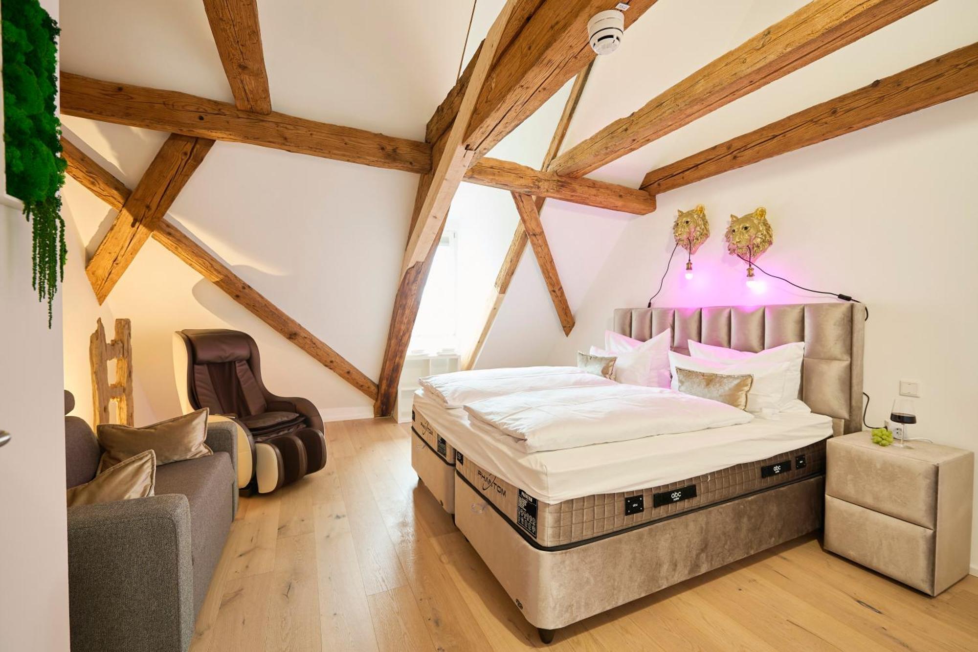 Wood World Luxury - Massage - Bergblick - Tranpolin- Parken Apartment Markdorf Bagian luar foto