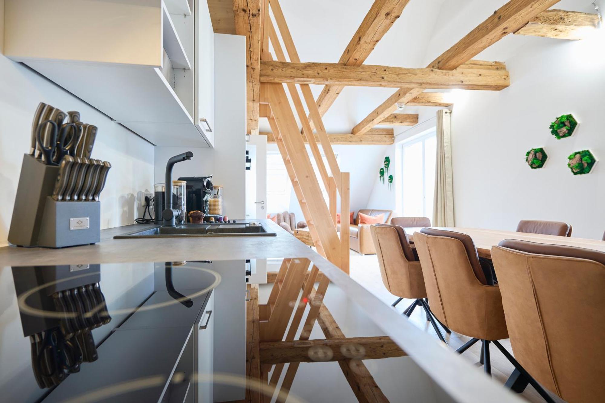 Wood World Luxury - Massage - Bergblick - Tranpolin- Parken Apartment Markdorf Bagian luar foto