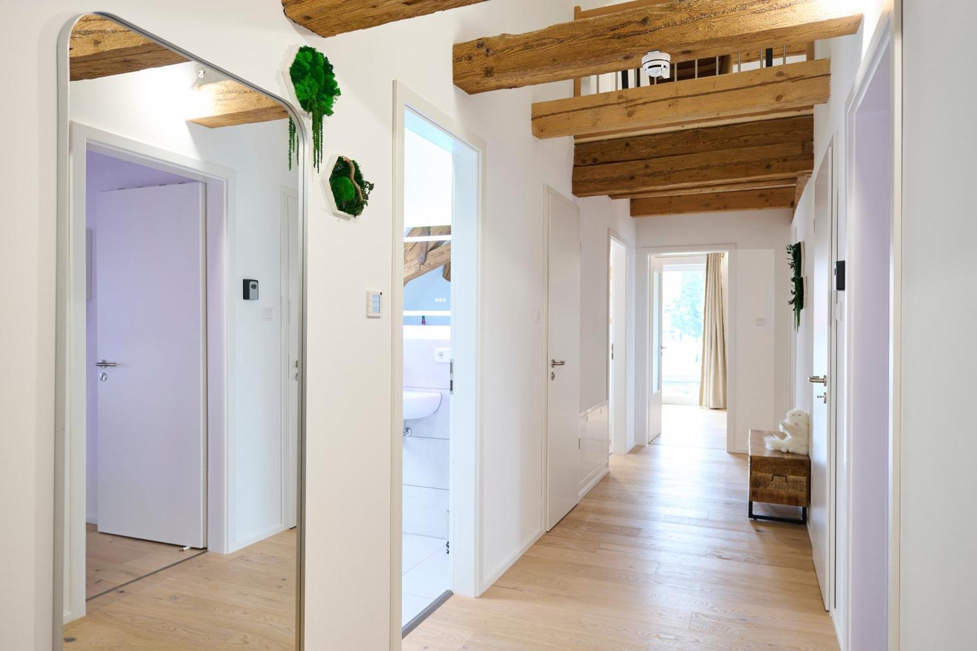 Wood World Luxury - Massage - Bergblick - Tranpolin- Parken Apartment Markdorf Bagian luar foto
